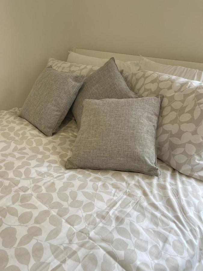 Amazing 3 Bedroom Flat Minutes From Tower Bridge Londra Exterior foto